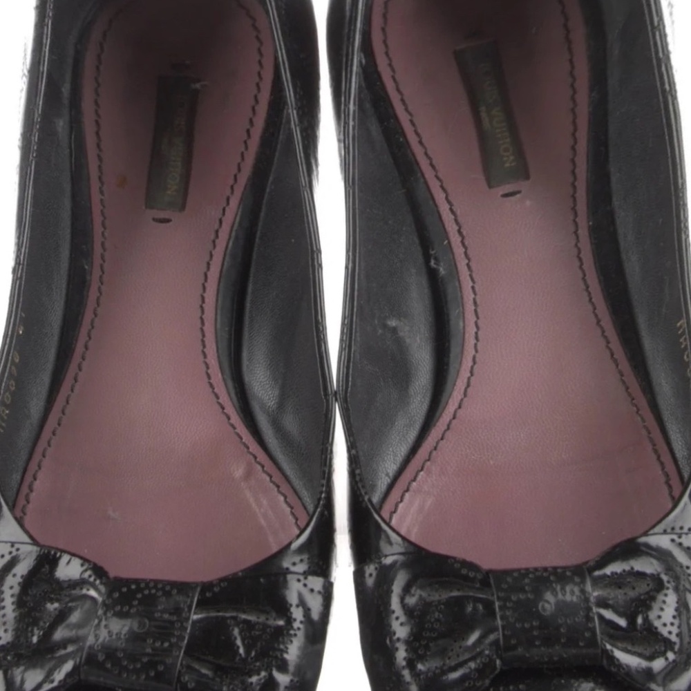 Luis Vuitton Monogram Pattern Patent Leather Flats - image 3